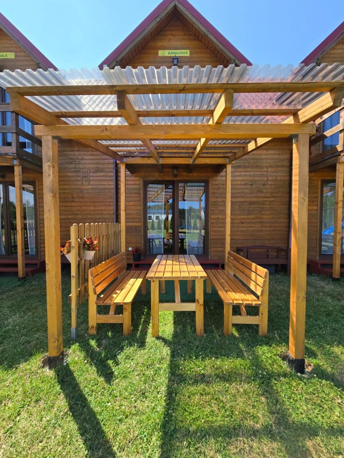 Ozi-Holiday Rusinowo  Exteriör bild