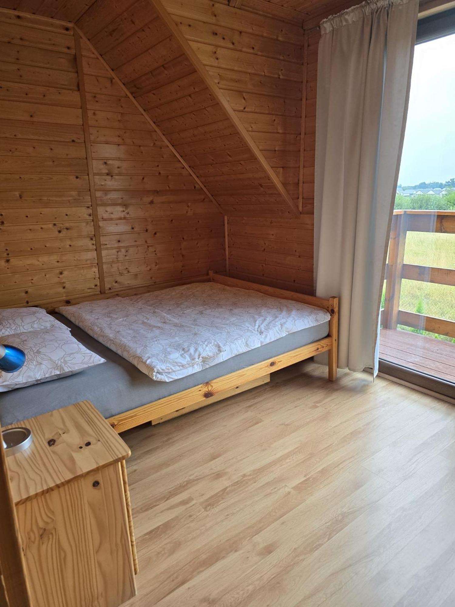 Ozi-Holiday Rusinowo  Exteriör bild